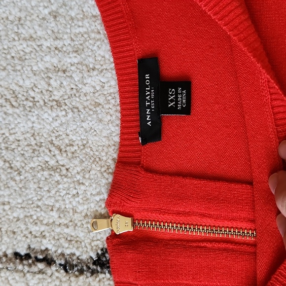 Ann Taylor Orange Sweater - Picture 4 of 7